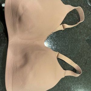 Lululemon Hold everything bra